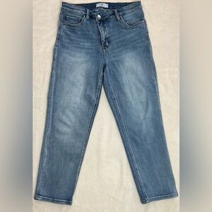 RFM Los Angeles Women’s 11/30 High-Rise Straight Jeans Blue Medium Wash